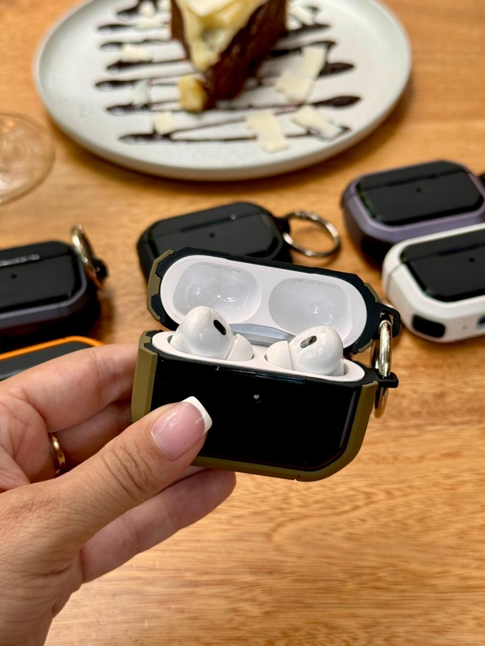 🔥 CASE PROTECTOR CON BORDE Y LLAVERO PARA AIRPODS