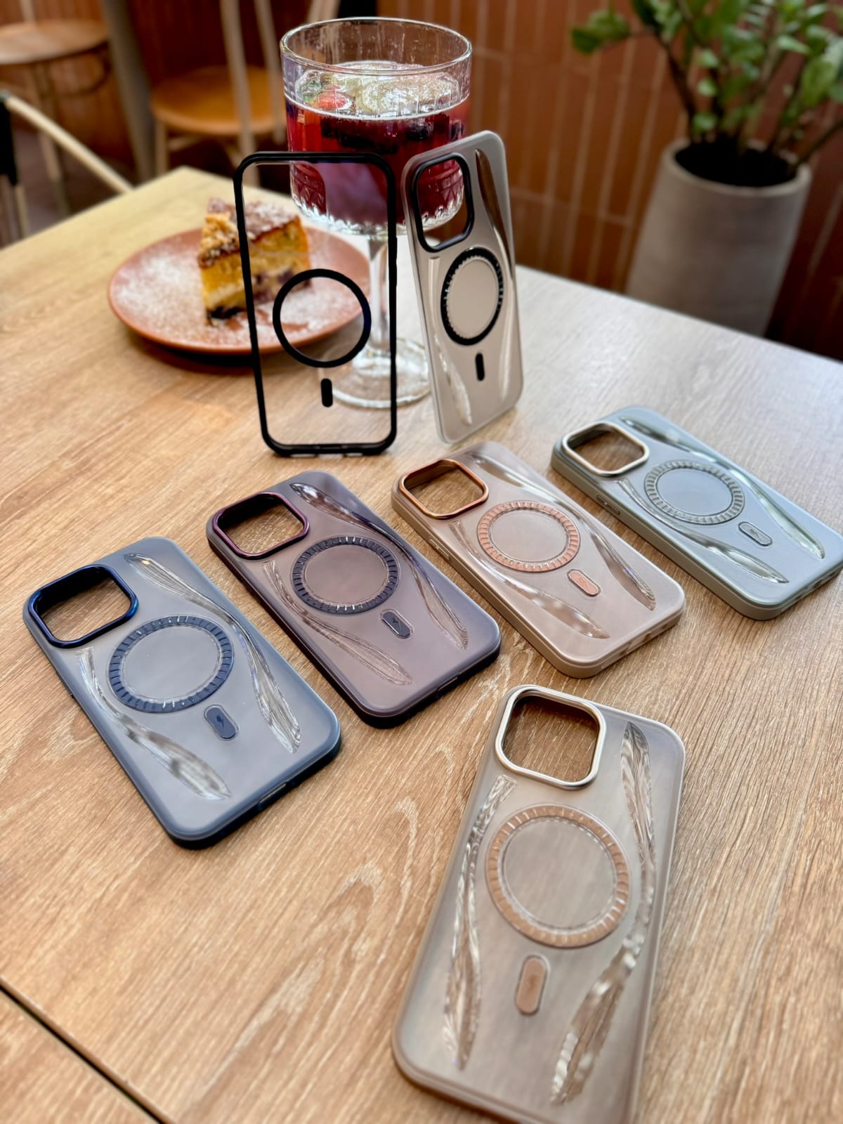 📱 Case iPhone MagSafe SkinPro + 🎁 Vidrio Blindado GRATIS