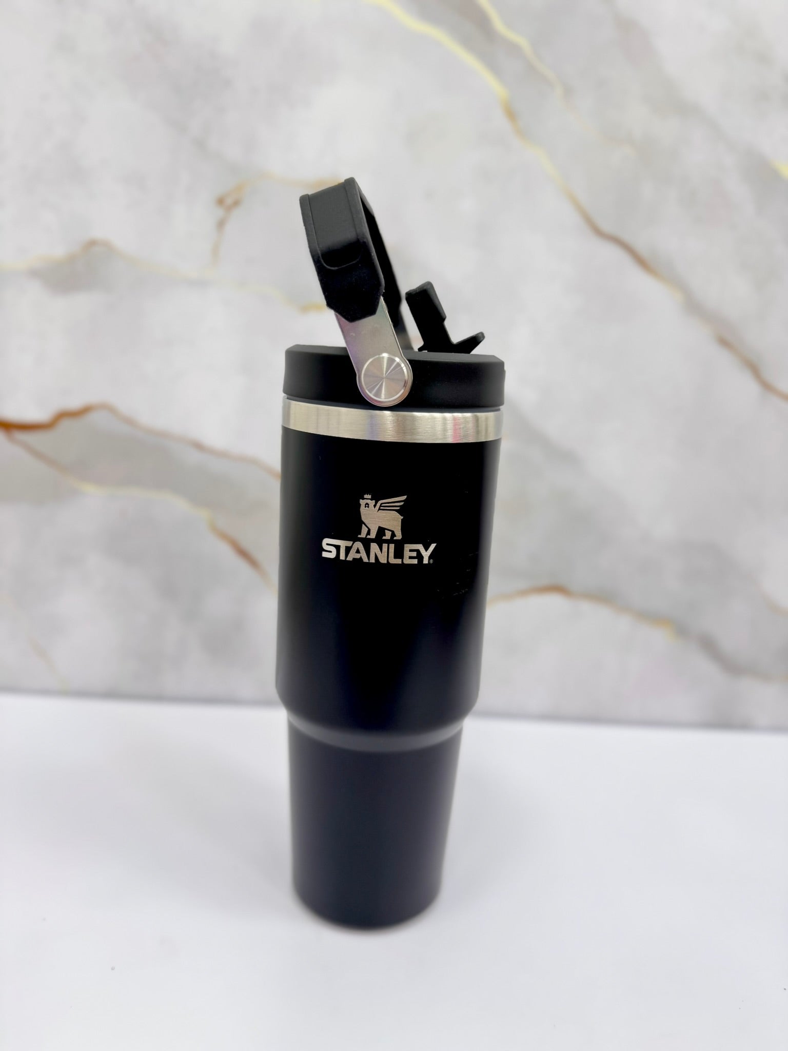 COMBO TERMO STANLEY 30 OZ + BOLSO PORTA TERMO