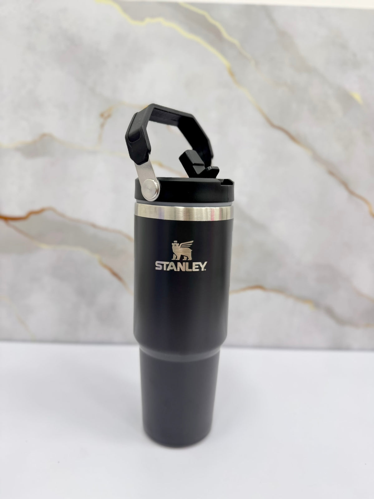 COMBO TERMO STANLEY 30 OZ + BOLSO PORTA TERMO