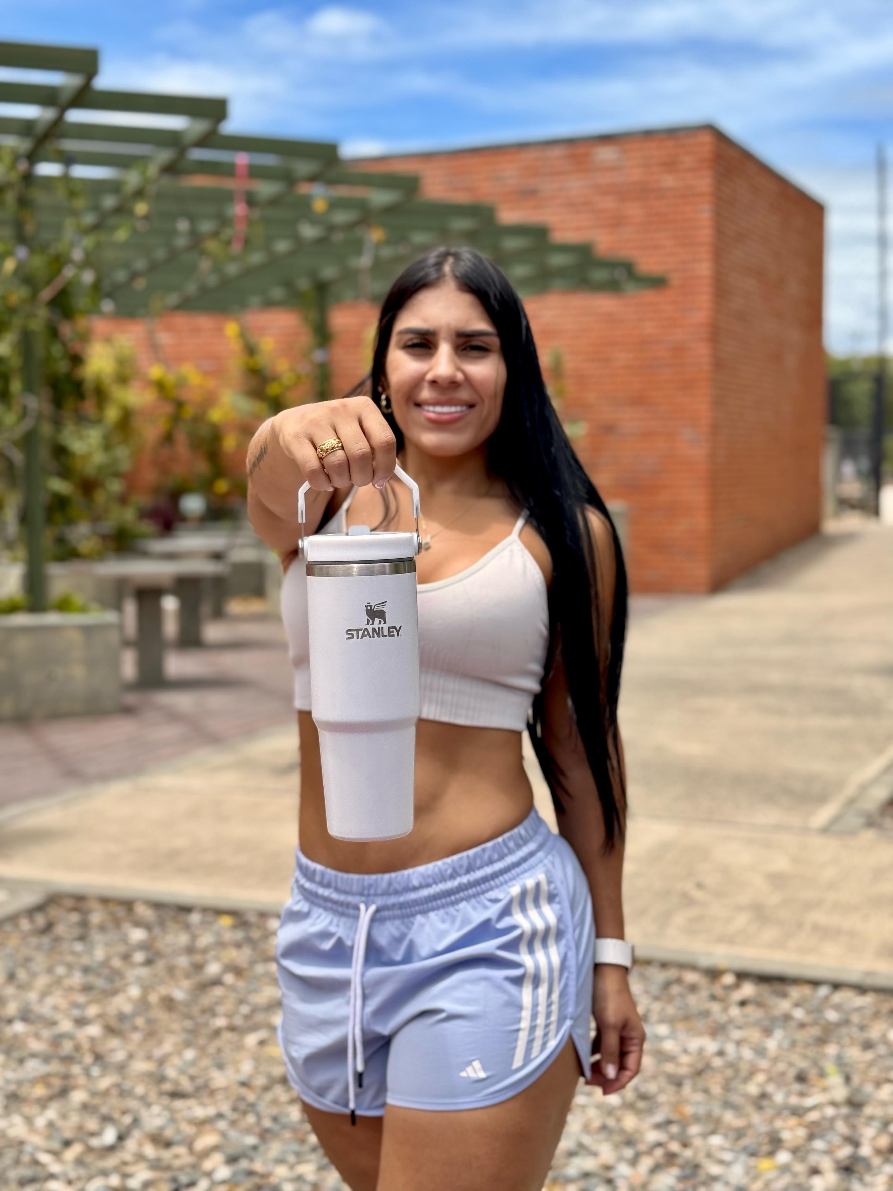 COMBO TERMO STANLEY 30 OZ + BOLSO PORTA TERMO
