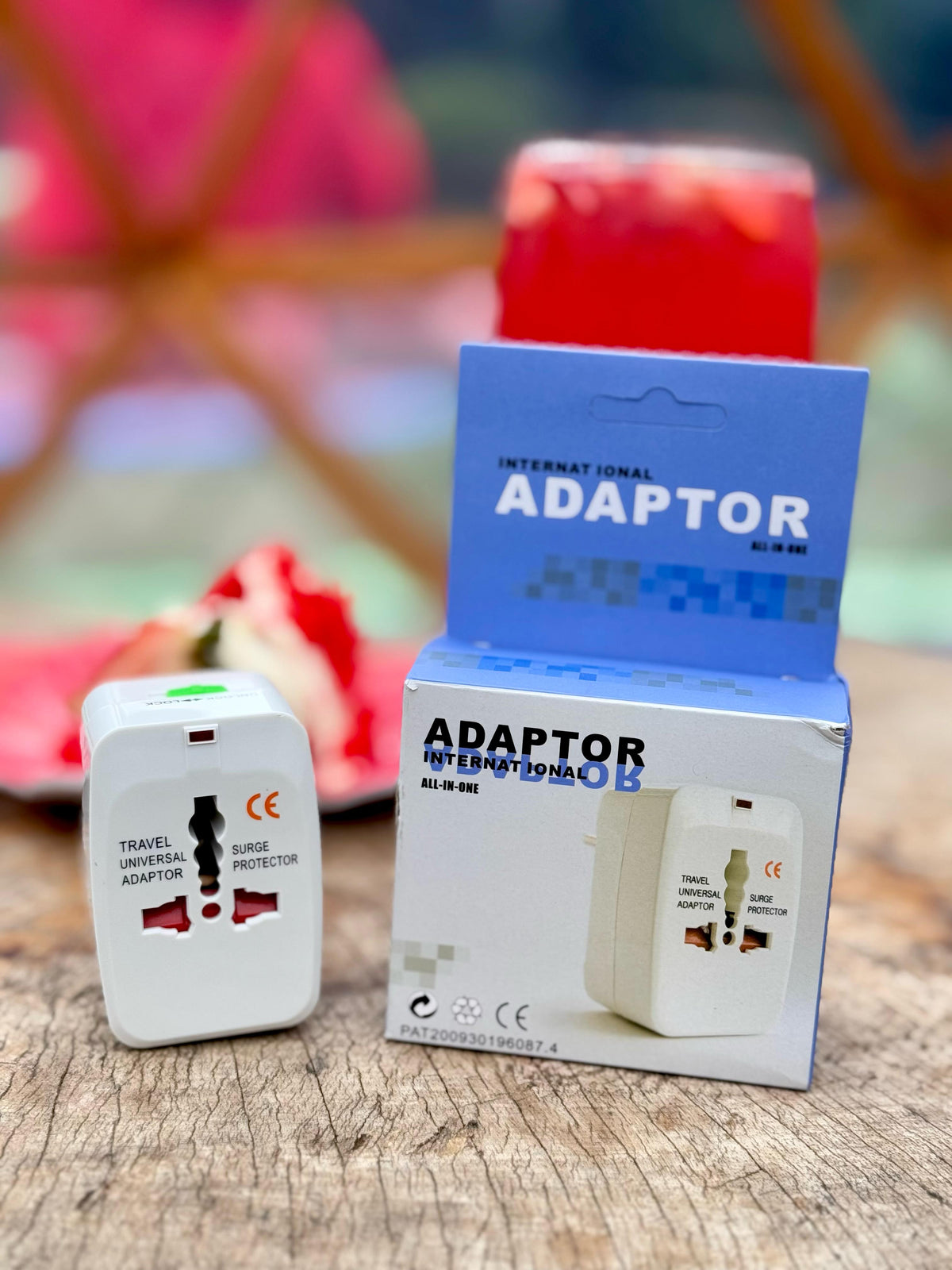 👉 Adaptador Universal AD-UNI02(A) de Viaje ” (International Adaptor)