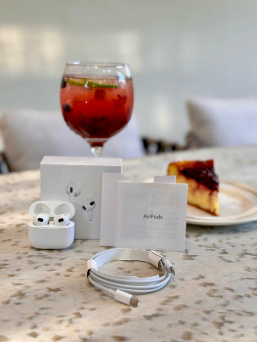 AIRPODS 3 GENERACIÓN 🎧✨  + Obsequio: Silicon Case con interior de gamuza