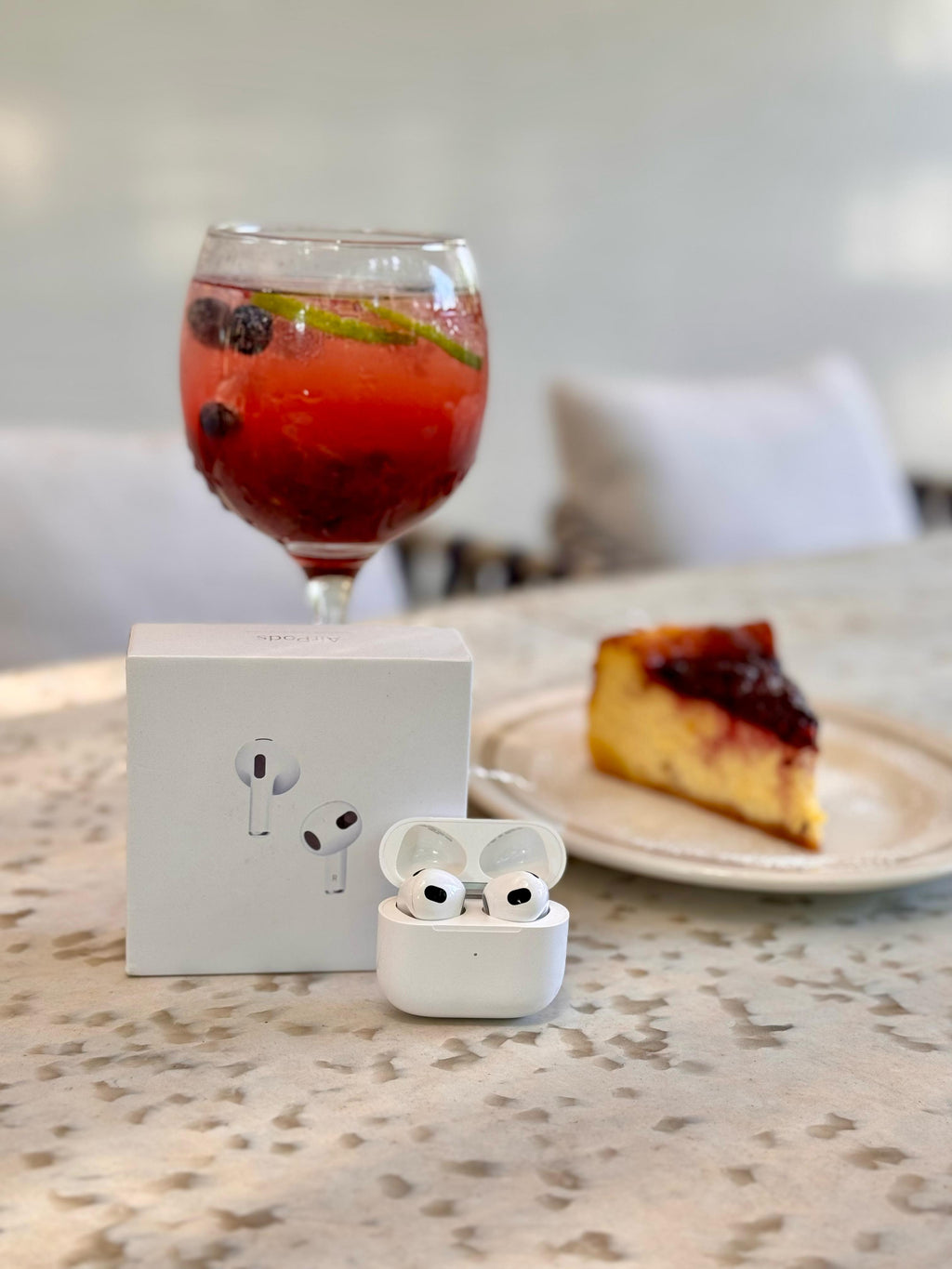 AIRPODS 3 GENERACIÓN 🎧✨  + Obsequio: Silicon Case con interior de gamuza