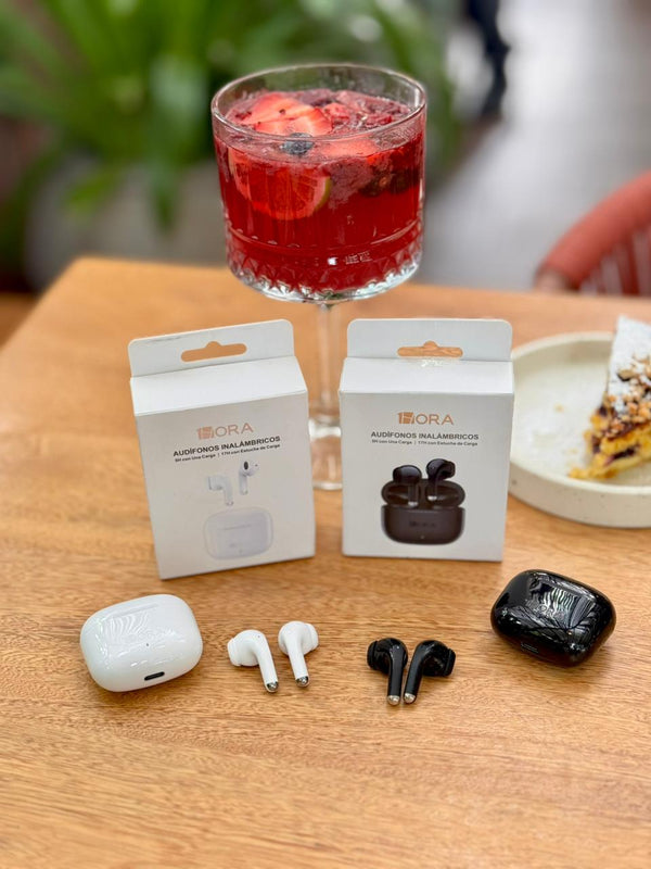 AUDÍFONOS INALÁMBRICOS AUT203 1HORA 🎧✨ + Obsequio: Cubo protector para la carga