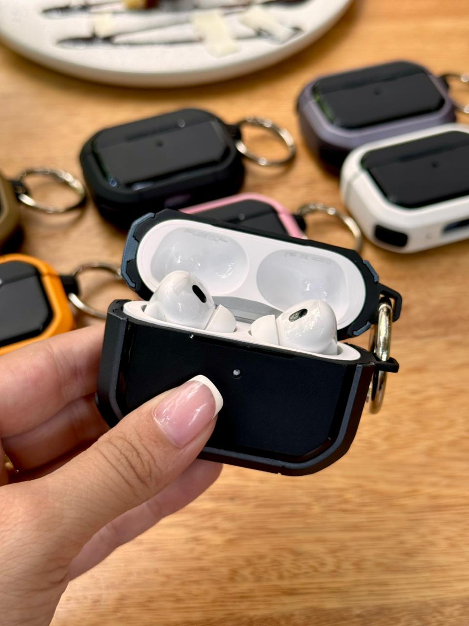 🔥 CASE PROTECTOR CON BORDE Y LLAVERO PARA AIRPODS
