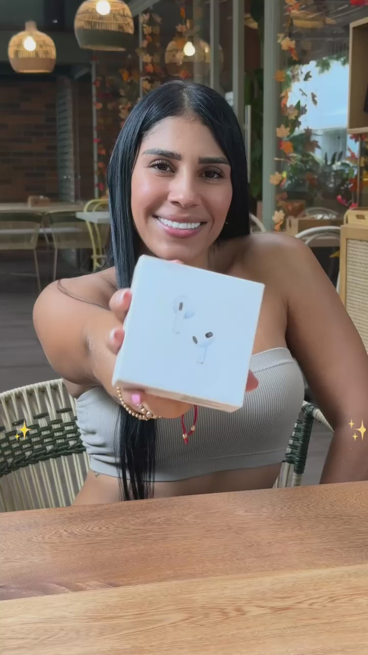 AIRPODS 3 GENERACIÓN 🎧✨  + Obsequio: Silicon Case con interior de gamuza
